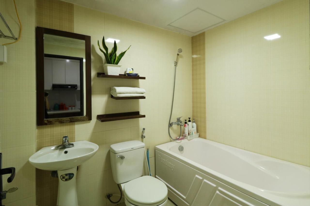 Istay Hotel Apartment 1 Ханой Екстер'єр фото